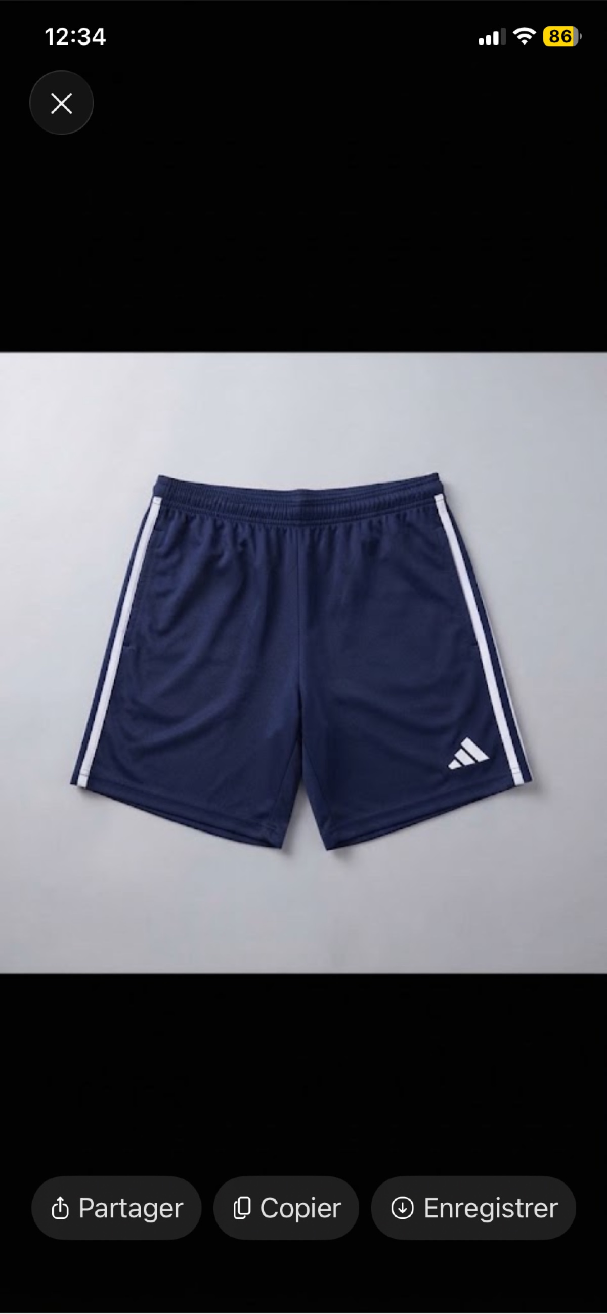 شورت رياضي Adidas أزرق كحلي بخطوط بيضاء